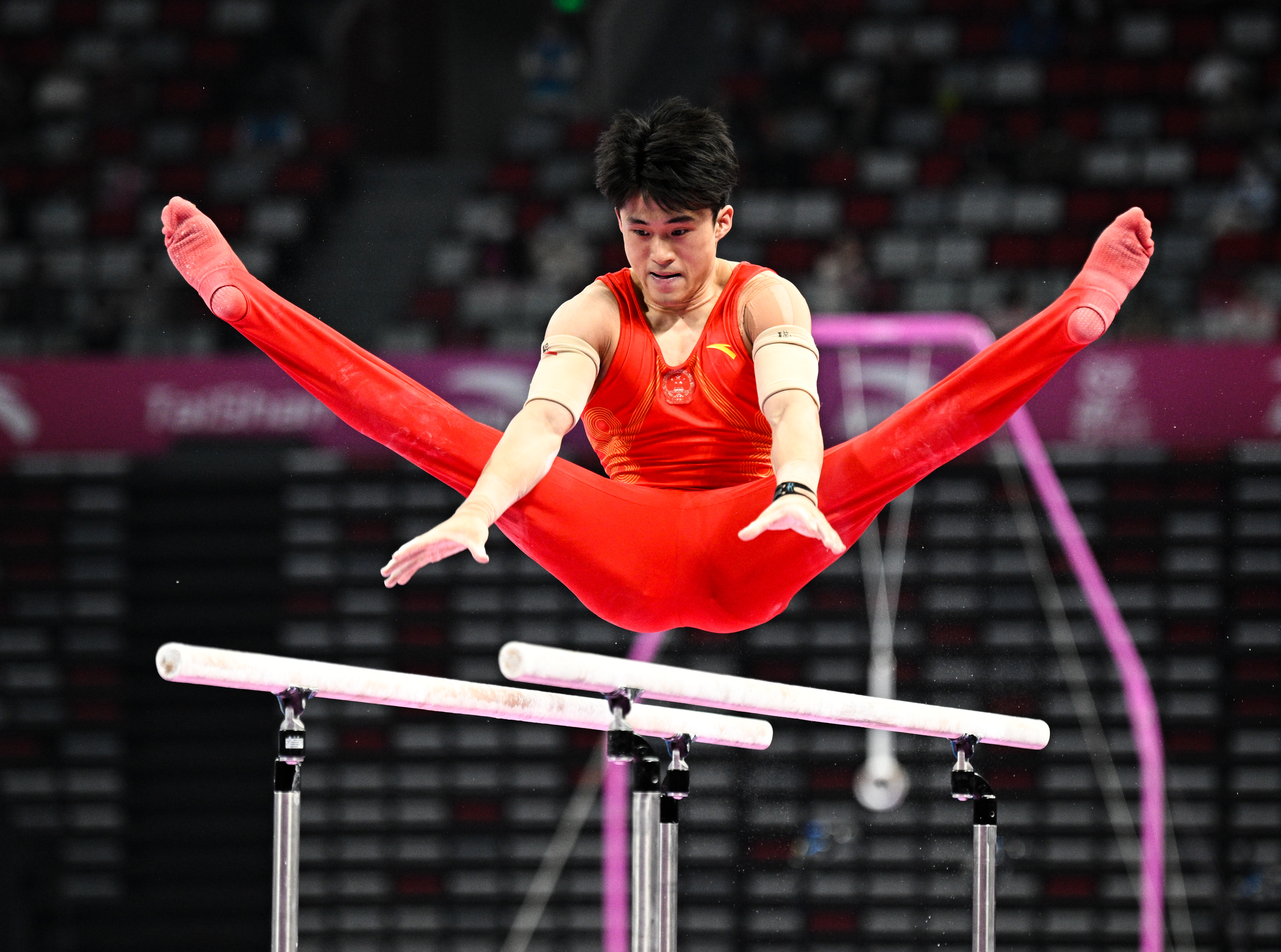 体操比赛中来自亚洲的选手实力出众