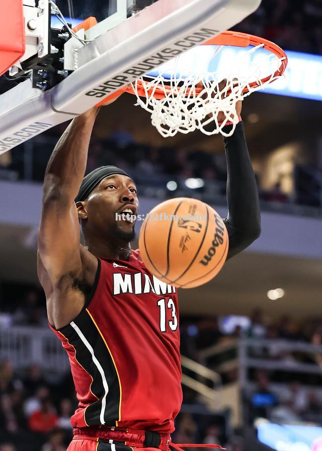 热火客场力克雄鹿，球迷振奋