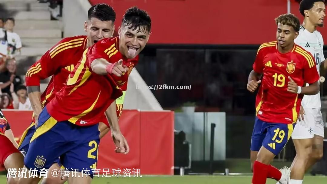 西班牙球员佩德里暗访球队训练基地 西班牙球员佩德里暗访球队训练基地