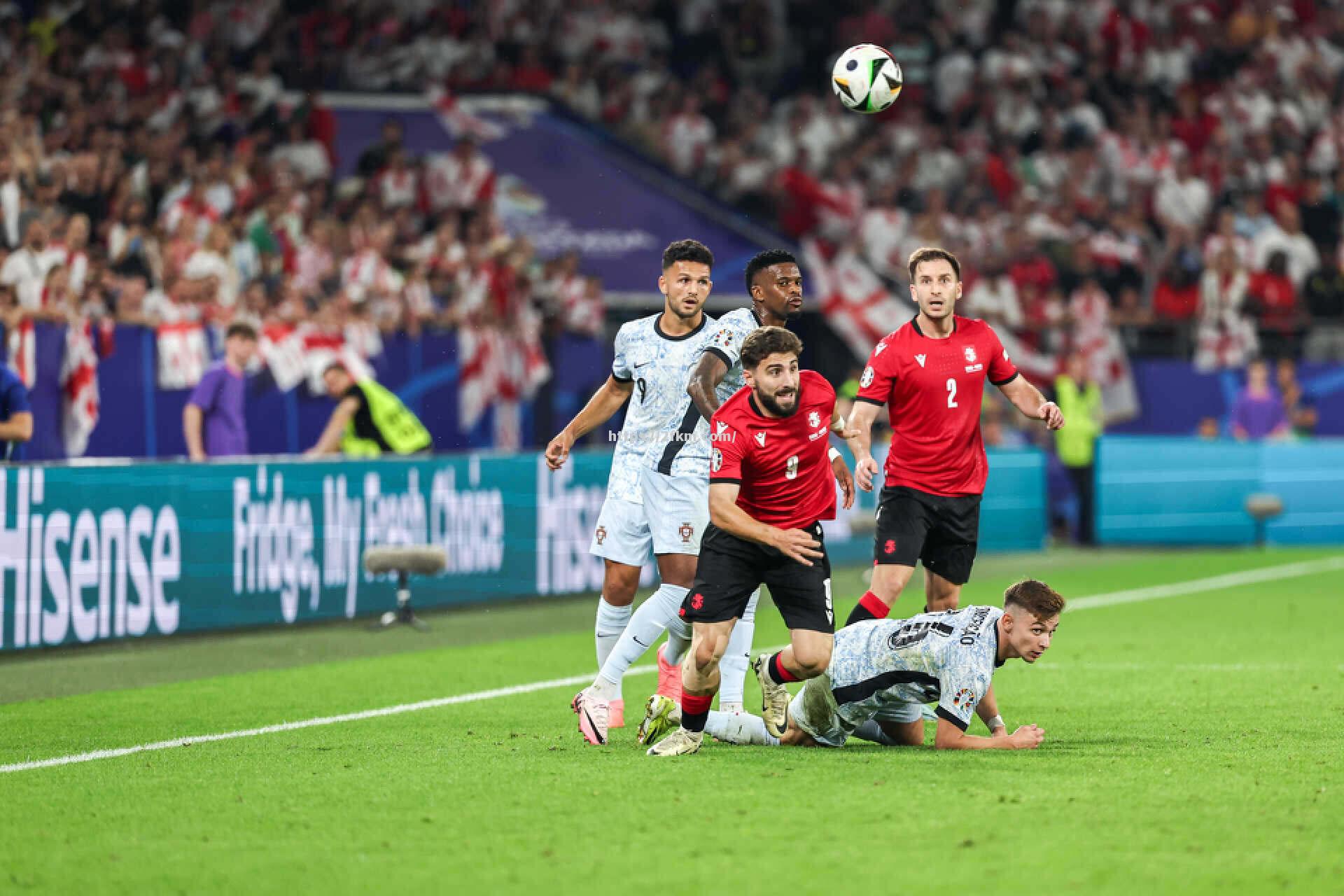 南宫娱乐-瑞士艰难击败威尔士，锁定欧洲杯强资格