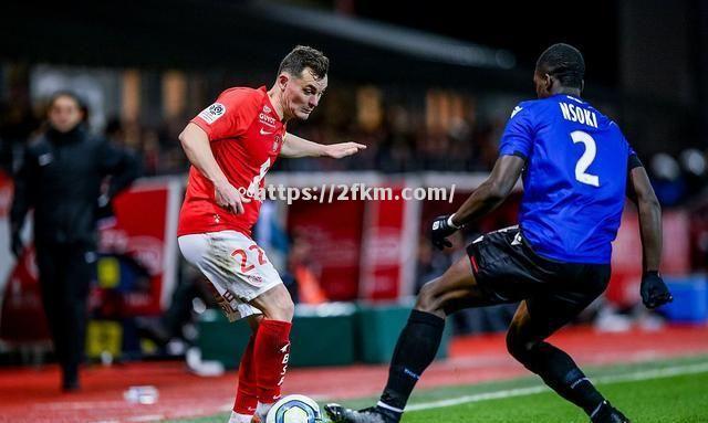 亚眠遭遇失利，法甲赛场遇挑战需要调整