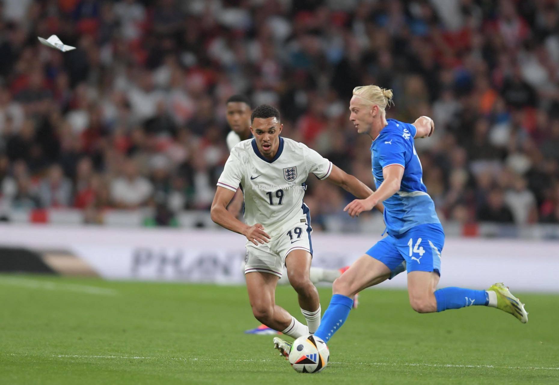 英格兰逆转冰岛，成功晋级欧洲杯决赛